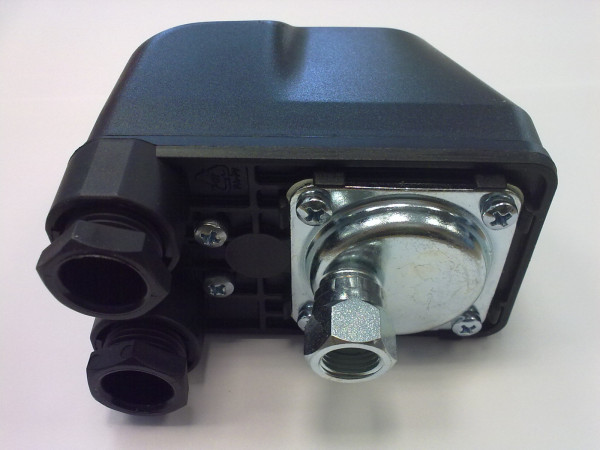 Tlakový spínač PT/12G 4.4-6 Bar 1/4' matka 220-380V
